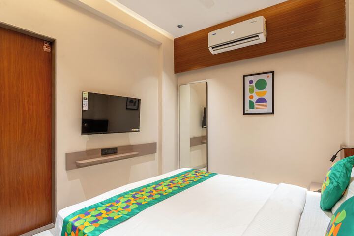Room 7 of 40