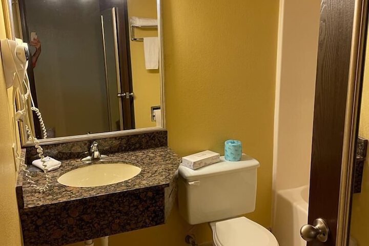 Room 20 of 25