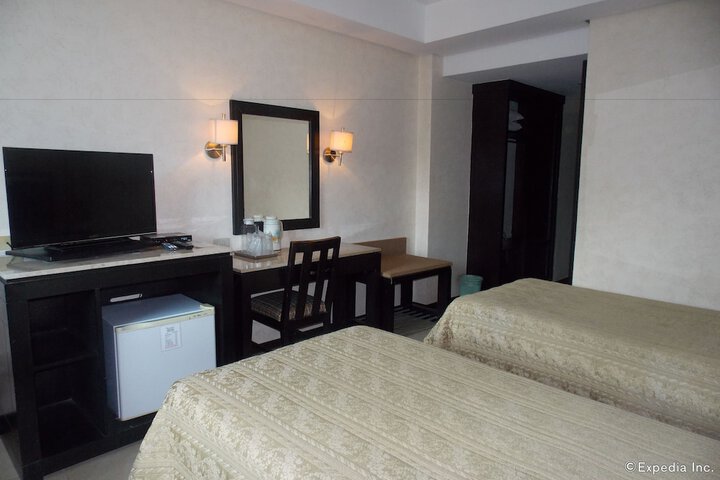 Room 7 of 36