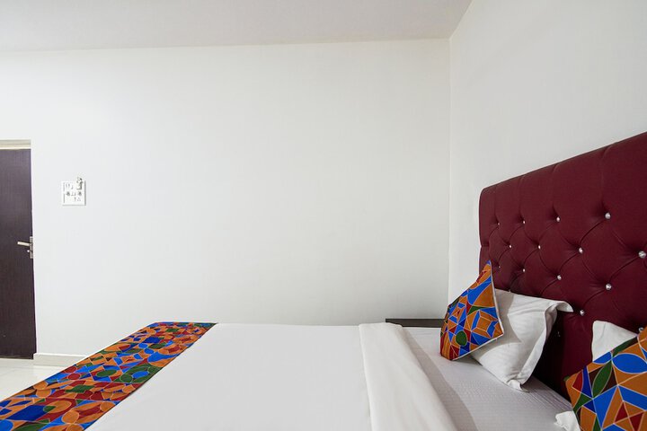 Room 20 of 32