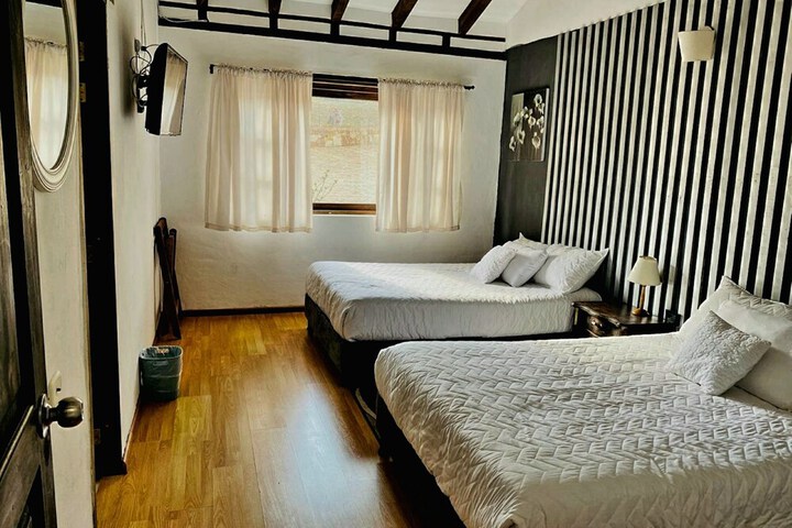 Room 6 of 111