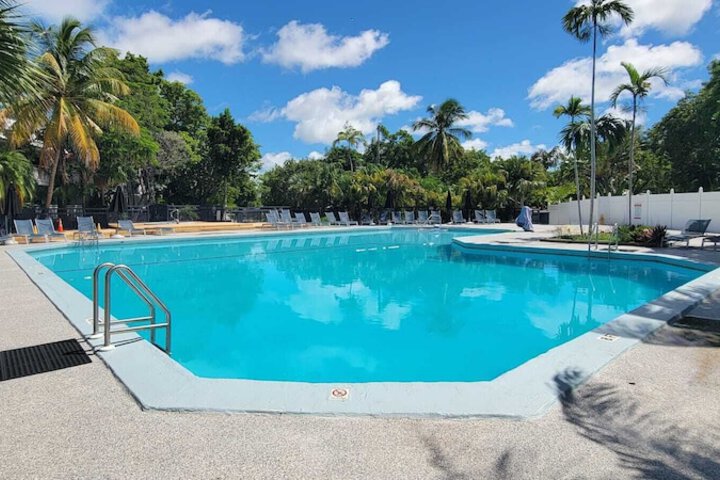 Pool 35 of 84