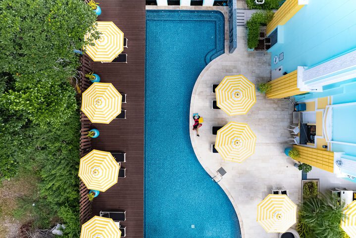 Pool 34 of 92