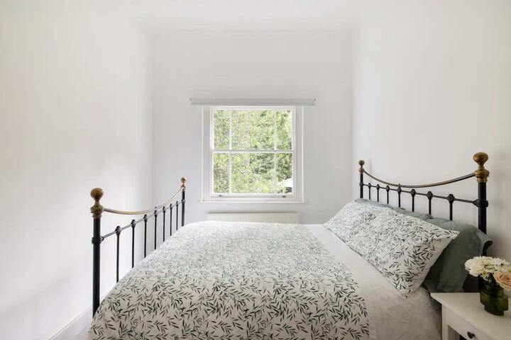 Bright & Beautiful 1BD Flat Westbourne Park
