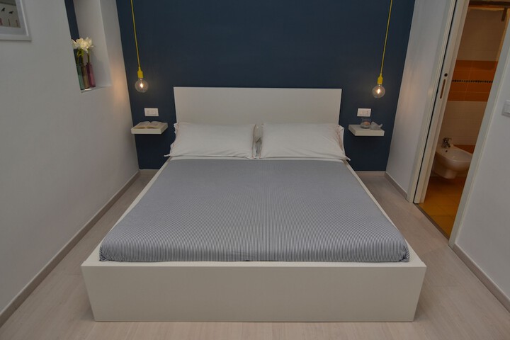 Room 20 of 38