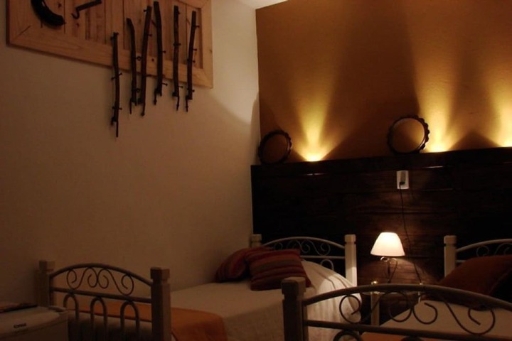 Room 15 of 46