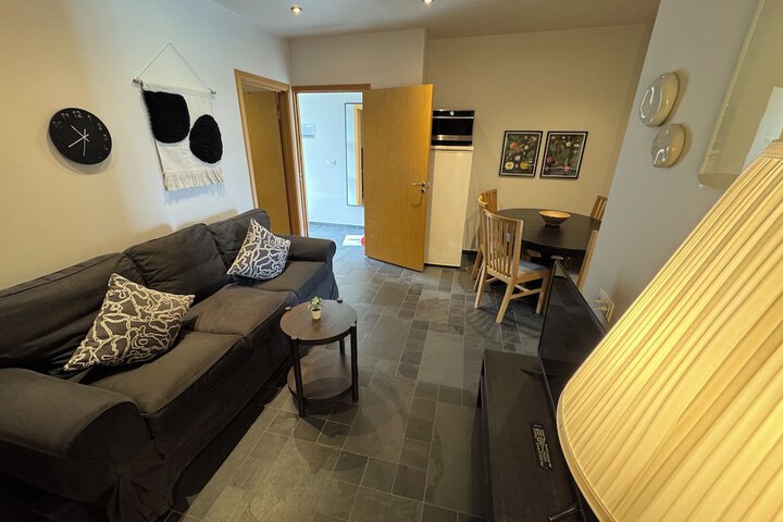 Room 47 of 81
