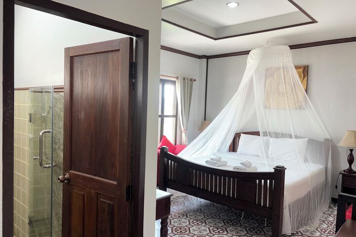 Room 20 of 48