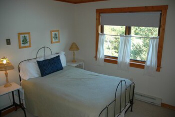 Room 140 of 250