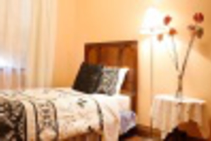 Room 16 of 360