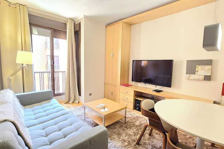 Room 7 of 19