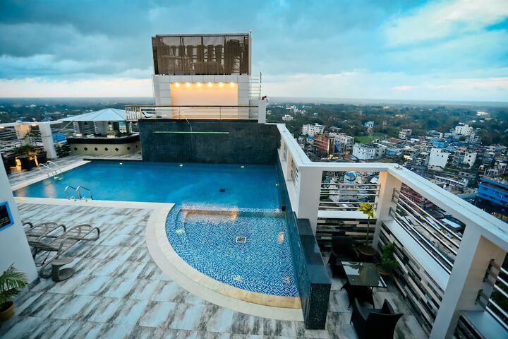Pool 21 of 58