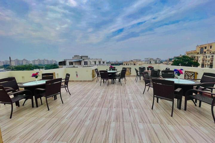 Hotel Galaxy Grand