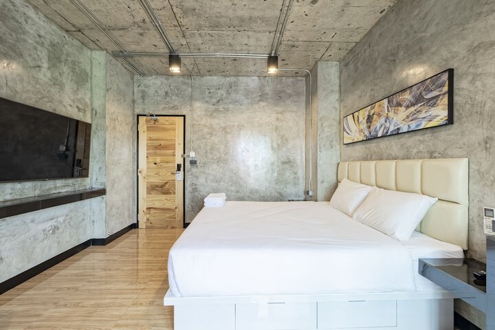 Room 22 of 39