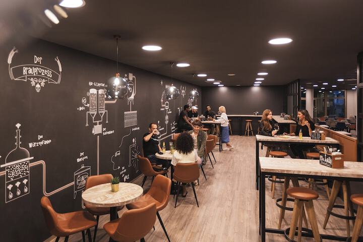 Dining 32 of 56