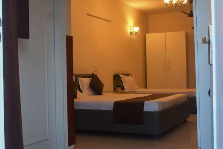 Room 16 of 59