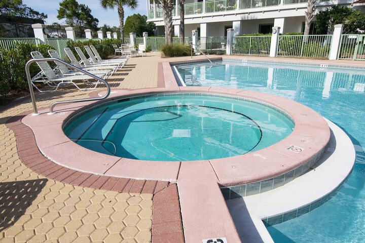 Pools & Facilities