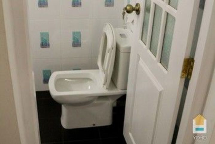 Room 3 of 17
