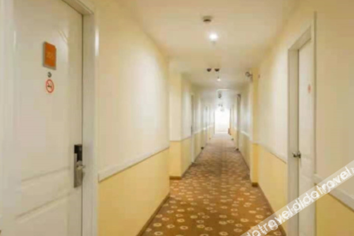 Hotel Interior 10 of 30