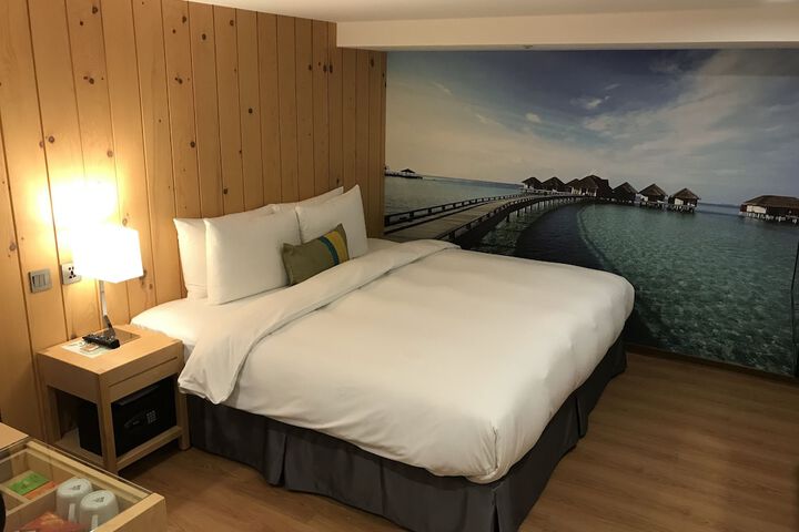 Room 61 of 89