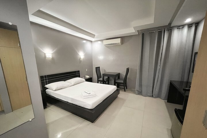 Room 15 of 29