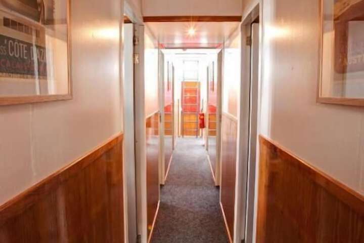 Ballroom/Hall 40 of 48