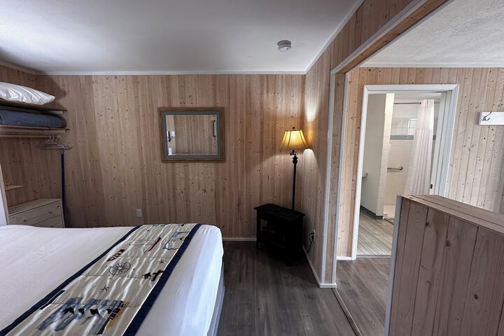 Room 60 of 150