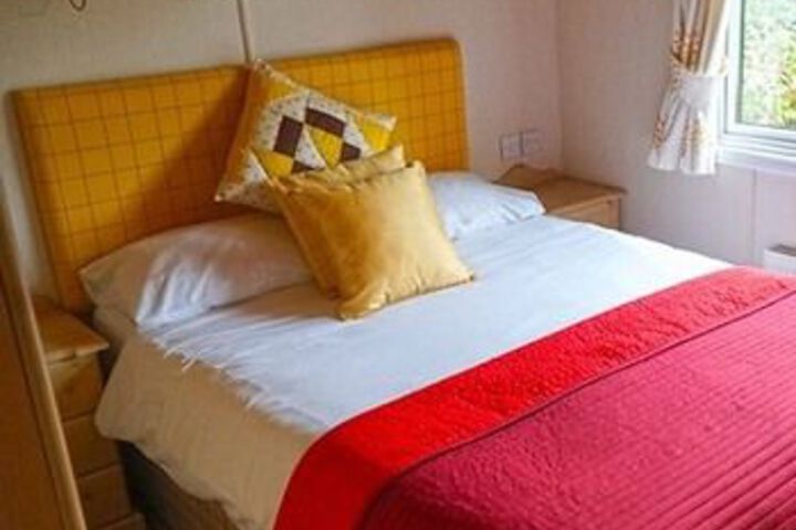 Room 15 of 35