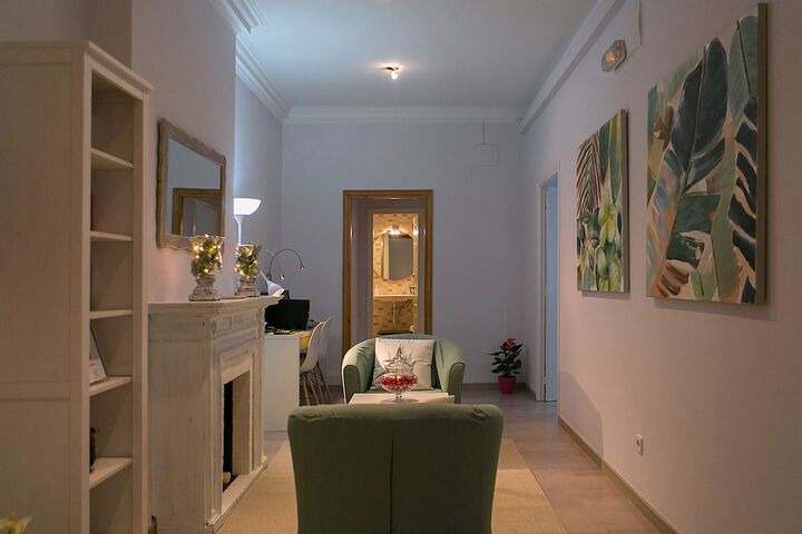 Guest Lobby
