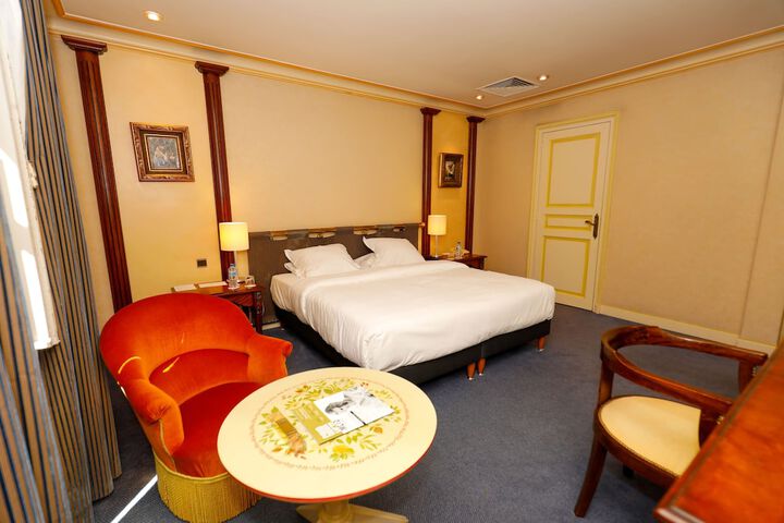 Room 18 of 92