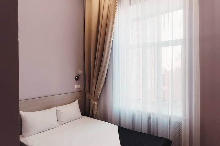 Room 18 of 30