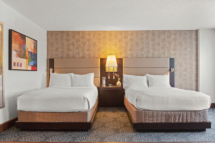 Basic 2 Double Beds (2 of 10)