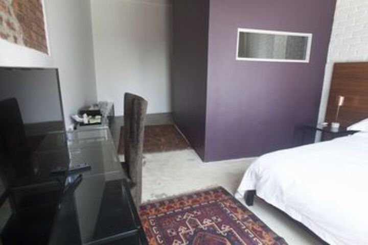 Room 54 of 89