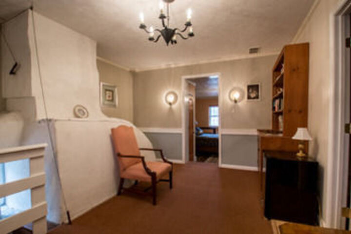Room 13 of 27