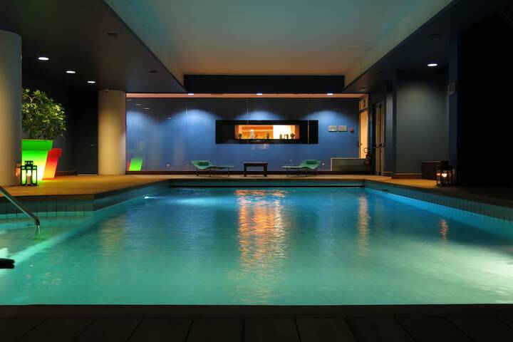 Pool 37 of 75