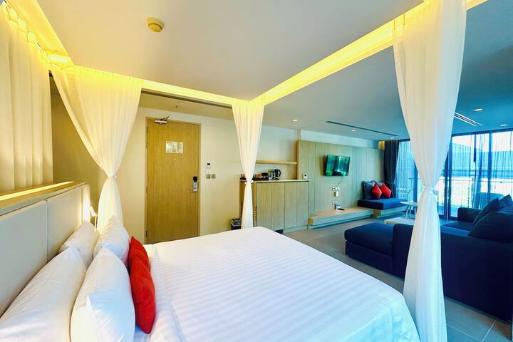 Room 32 of 125