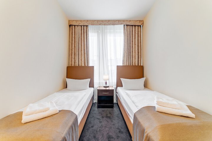 Room 45 of 89