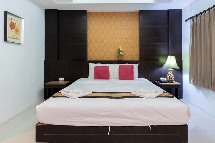 Room 17 of 48