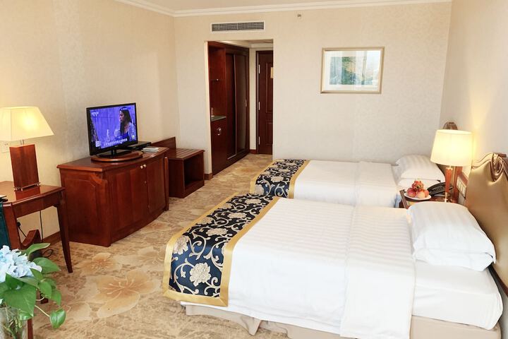 Room 49 of 121