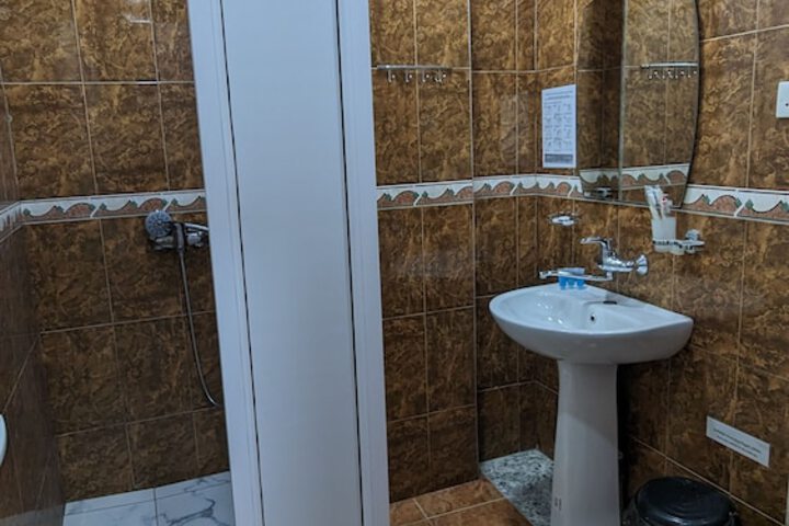 Room 62 of 110