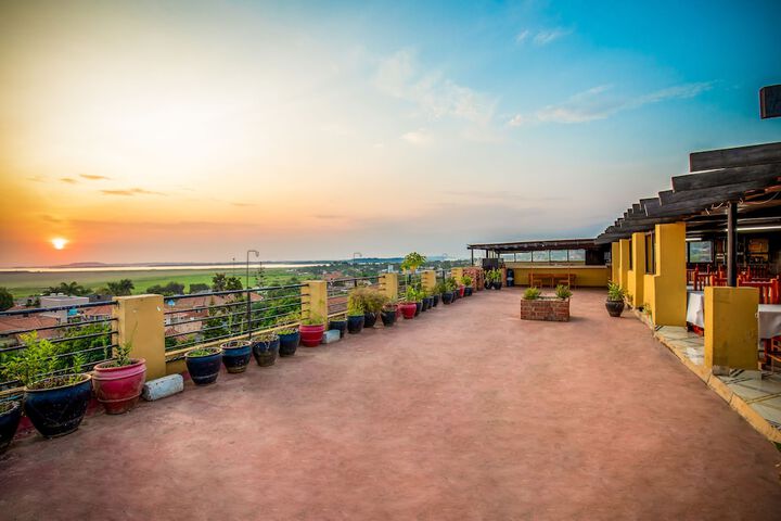 Terrace/Patio 70 of 71