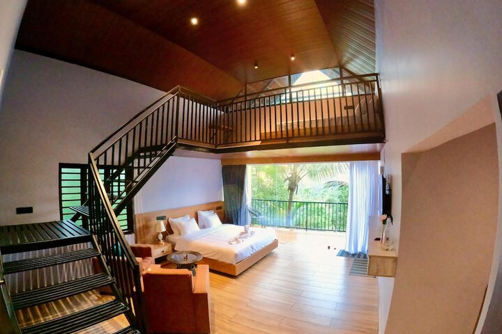 Room 8 of 38