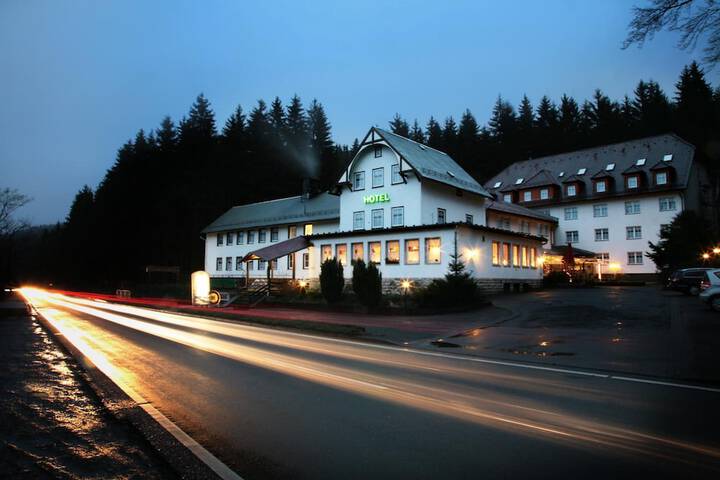 Hotel 33 of 36