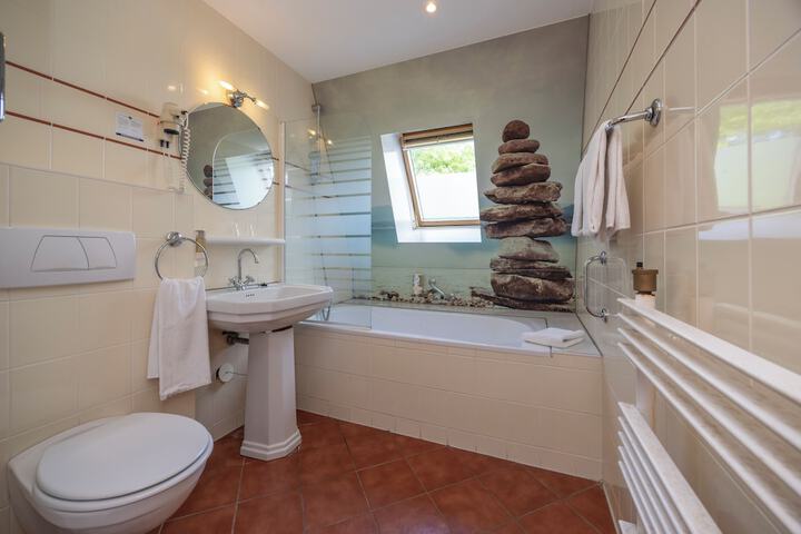 Bath Interior
