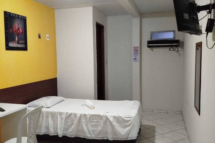 Room 9 of 24
