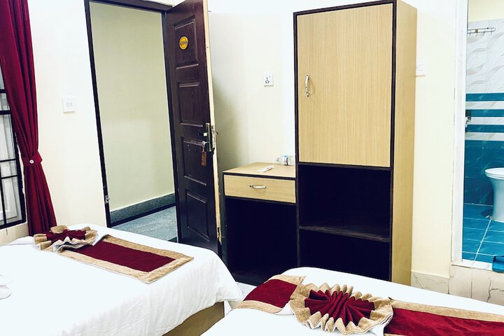 Room 25 of 53