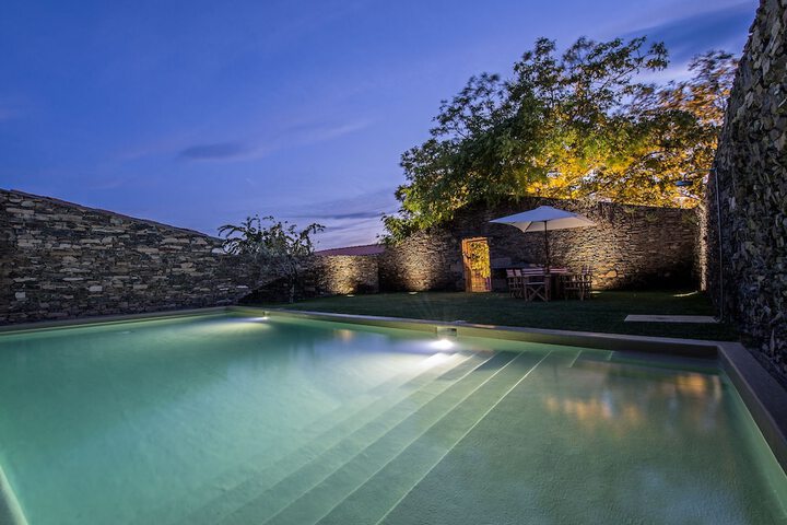 Pool 39 of 70