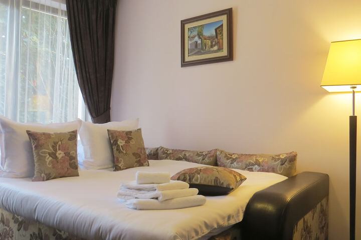 Room 5 of 41