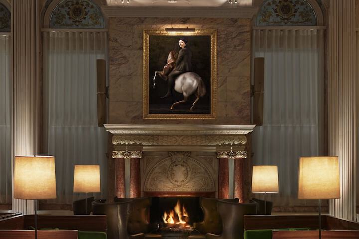 Guest Lobby