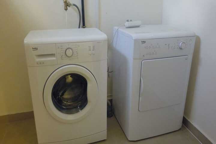 Laundry 22 of 37